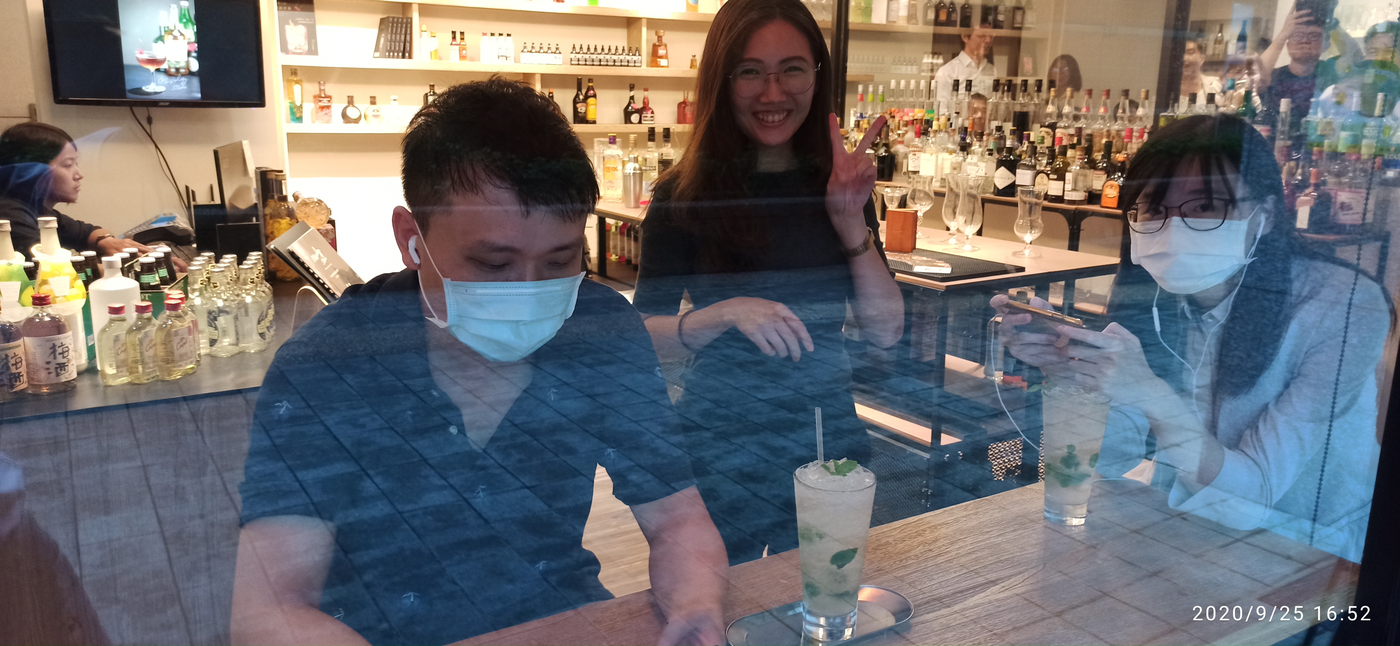 2020-Q3-笑容有點太燦爛喔~☼