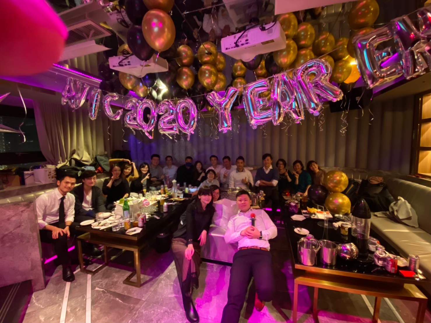 2020-Q4-喔~YA~~ANDY哥中了頭獎跟貳獎耶~ XD